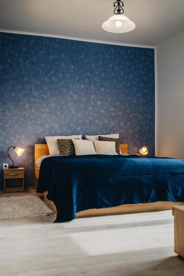 Magas-Lak Apartman Eger Luaran gambar